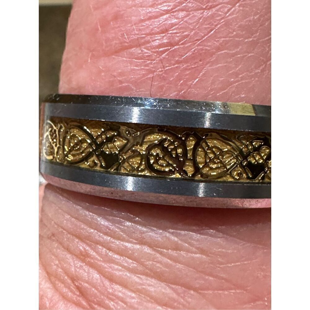 Titanium men’s ring - Picture 4 of 4